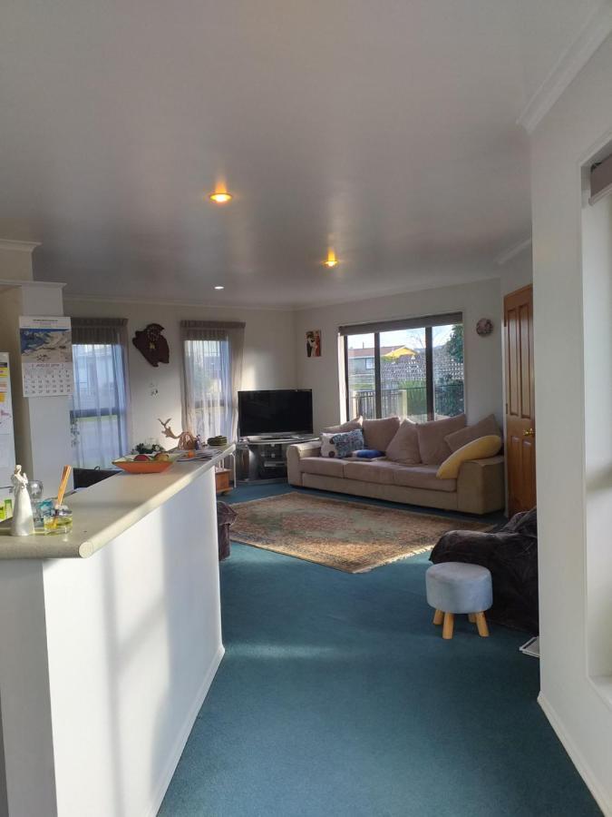 My Place Bnb Tuatapere Exterior photo