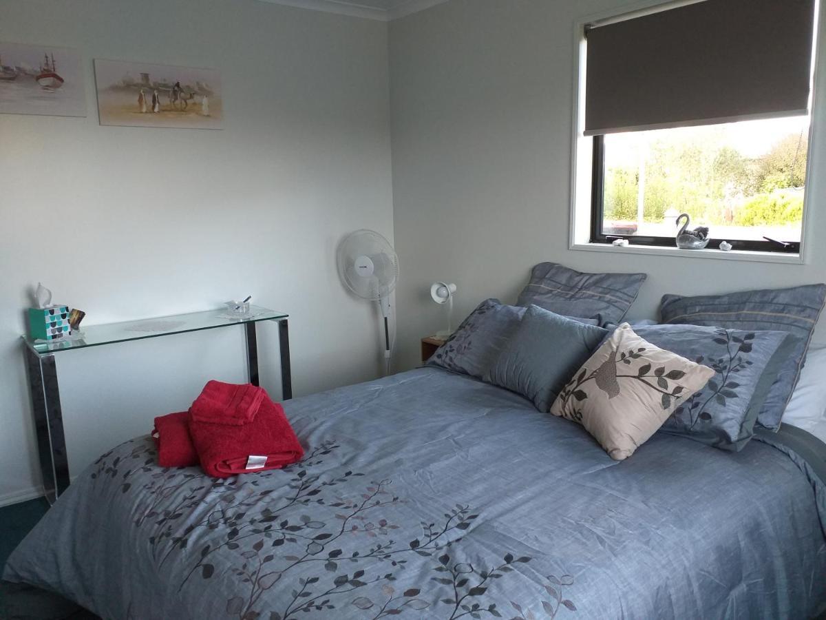 My Place Bnb Tuatapere Exterior photo